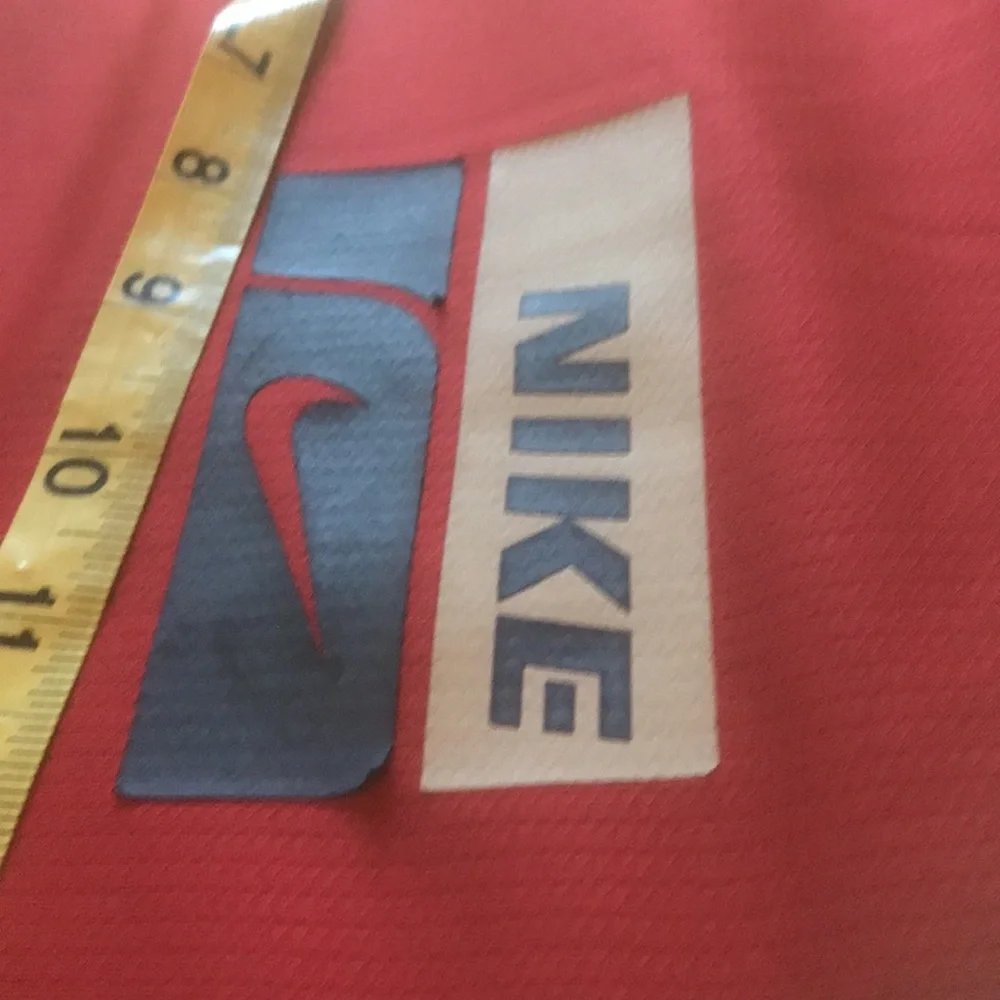 Youth Nike Red Long Sleeve Shirt Size XL (18-20)